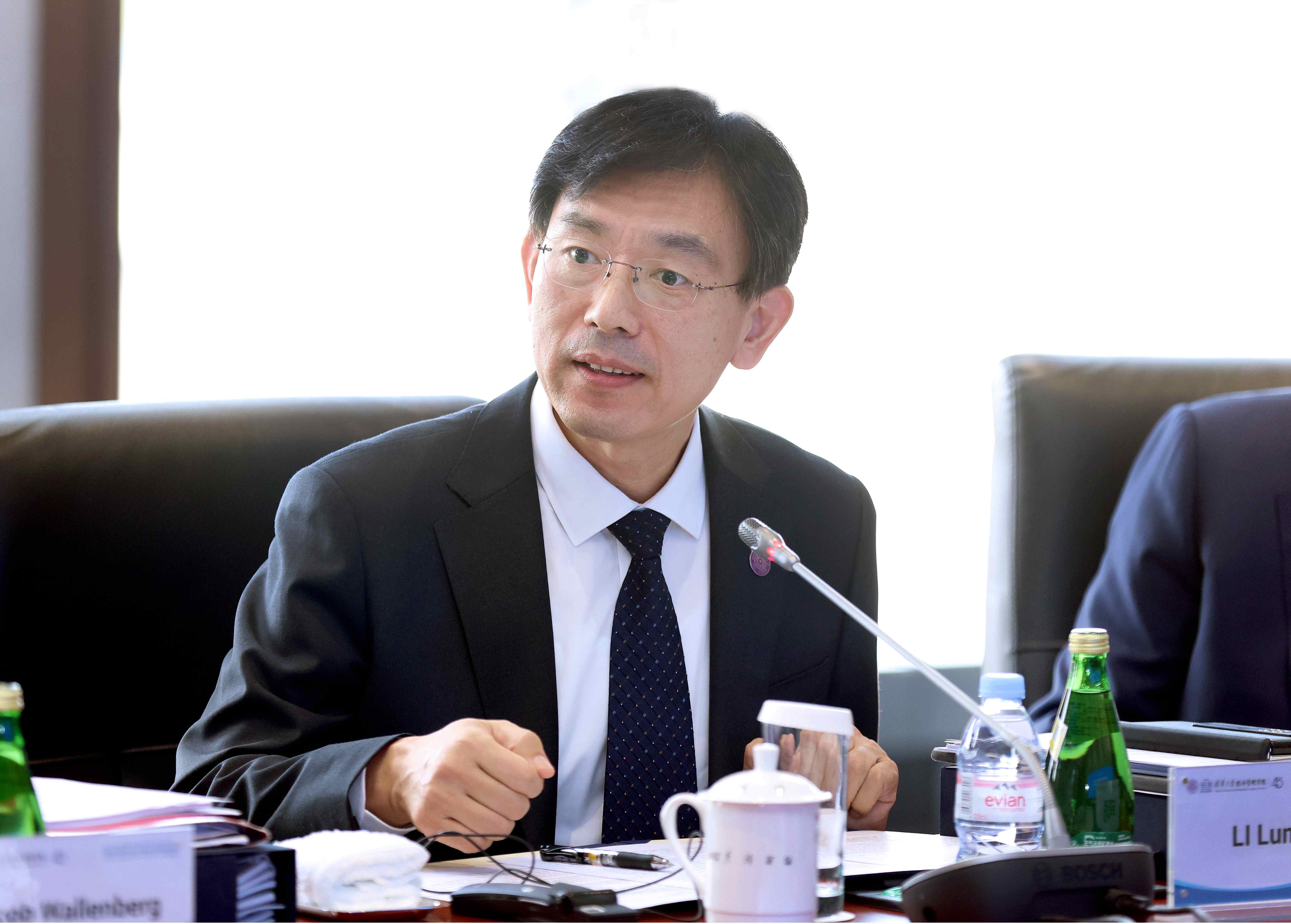 20241025-乐竞官方端网站登录入口经济管理学院顾问委员会2024年会议举行-新华社摄影 - 李路明致辞.jpg