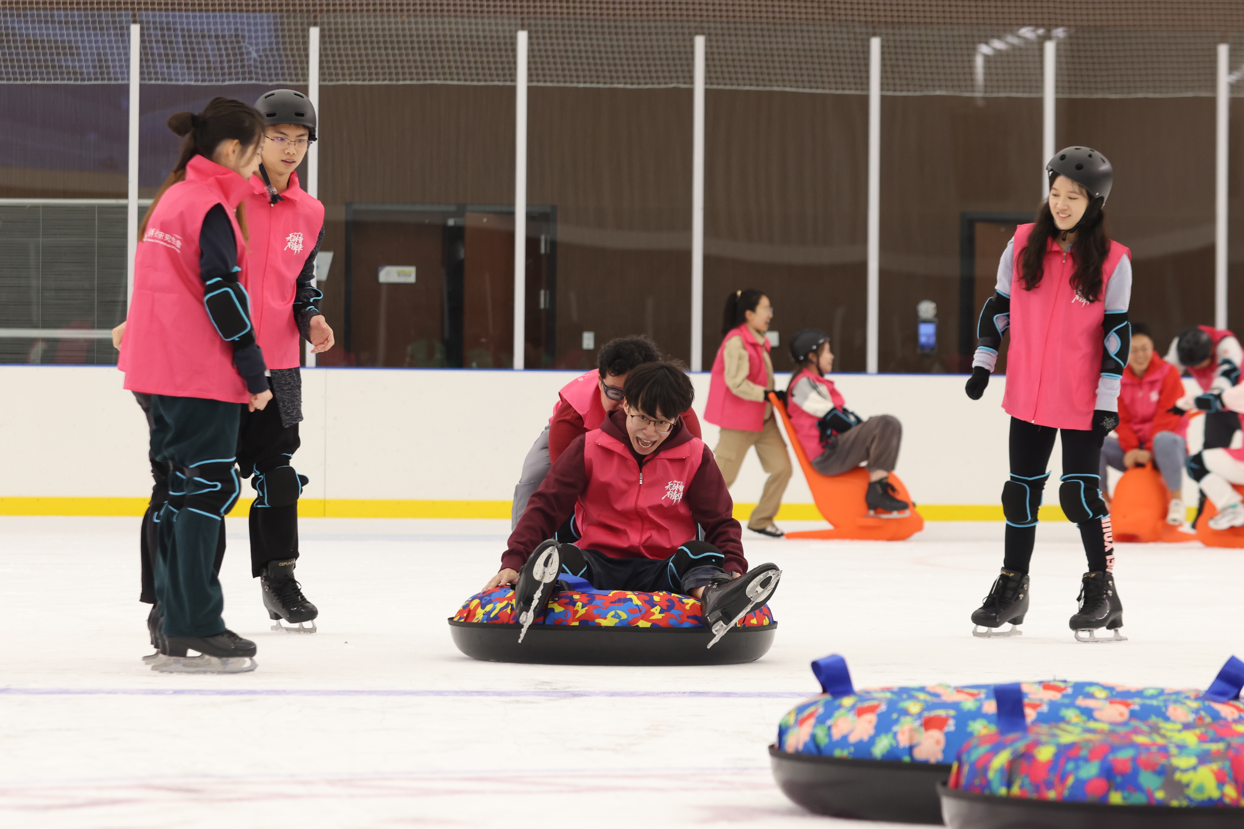 20240530-冰上趣味运动会在乐竞官方端网站登录入口北体育馆顺利举行-无-冰上趣味运动会比赛项目4.JPG